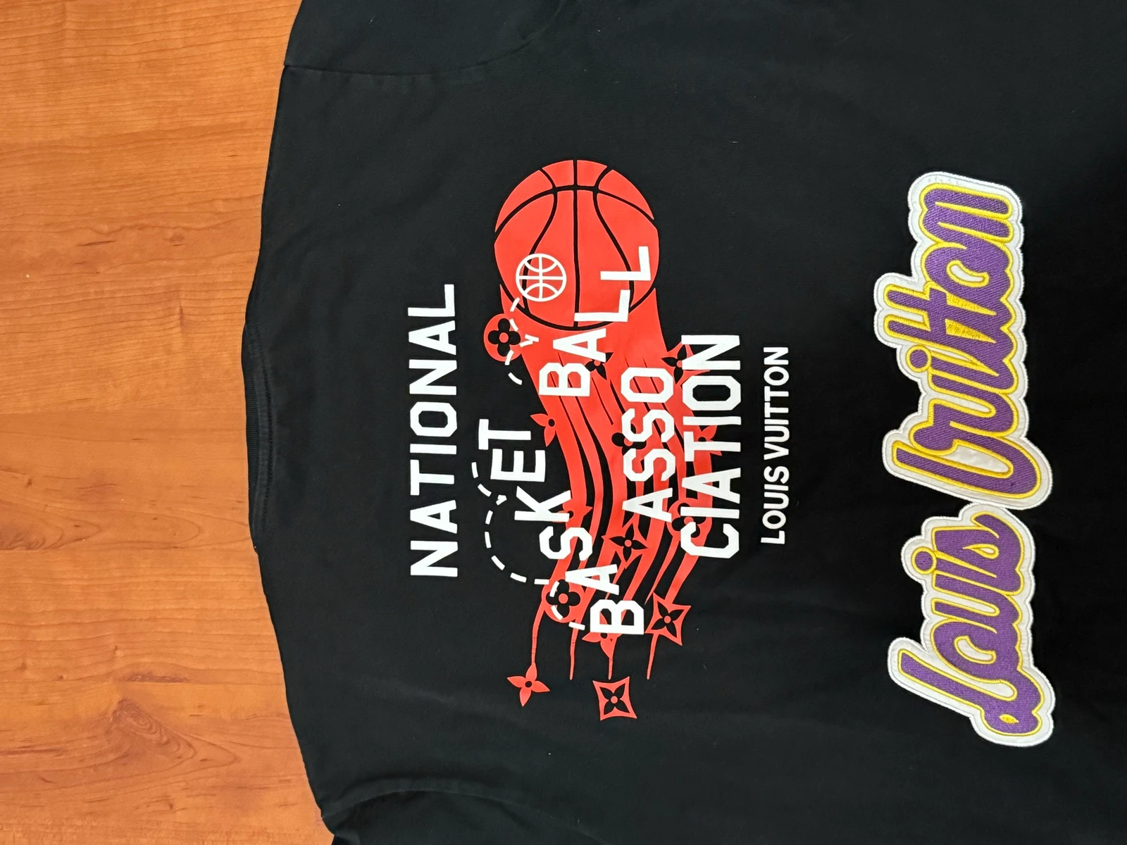 Tee-shirt NBA Noir – Taille M – Fabriqué en Italie – Avec facture d'origine – photo 8